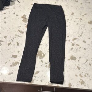 Acta high waisted black leopard leggings